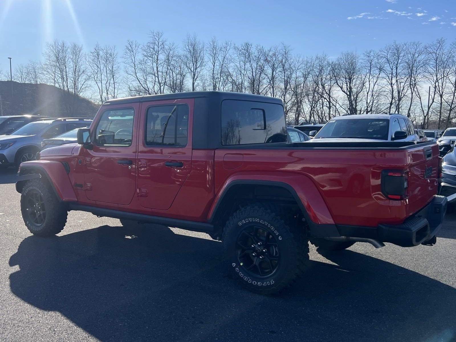 2025 Jeep Gladiator Vehicle Photo in Mechanicsburg, PA 17050-1707