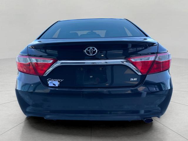 2016 Toyota Camry Vehicle Photo in Green Bay, WI 54304