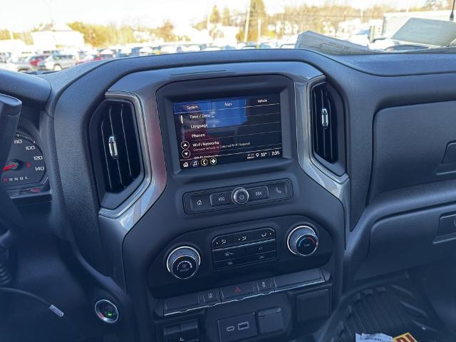 2025 Chevrolet Silverado 2500 HD Vehicle Photo in GARDNER, MA 01440-3110