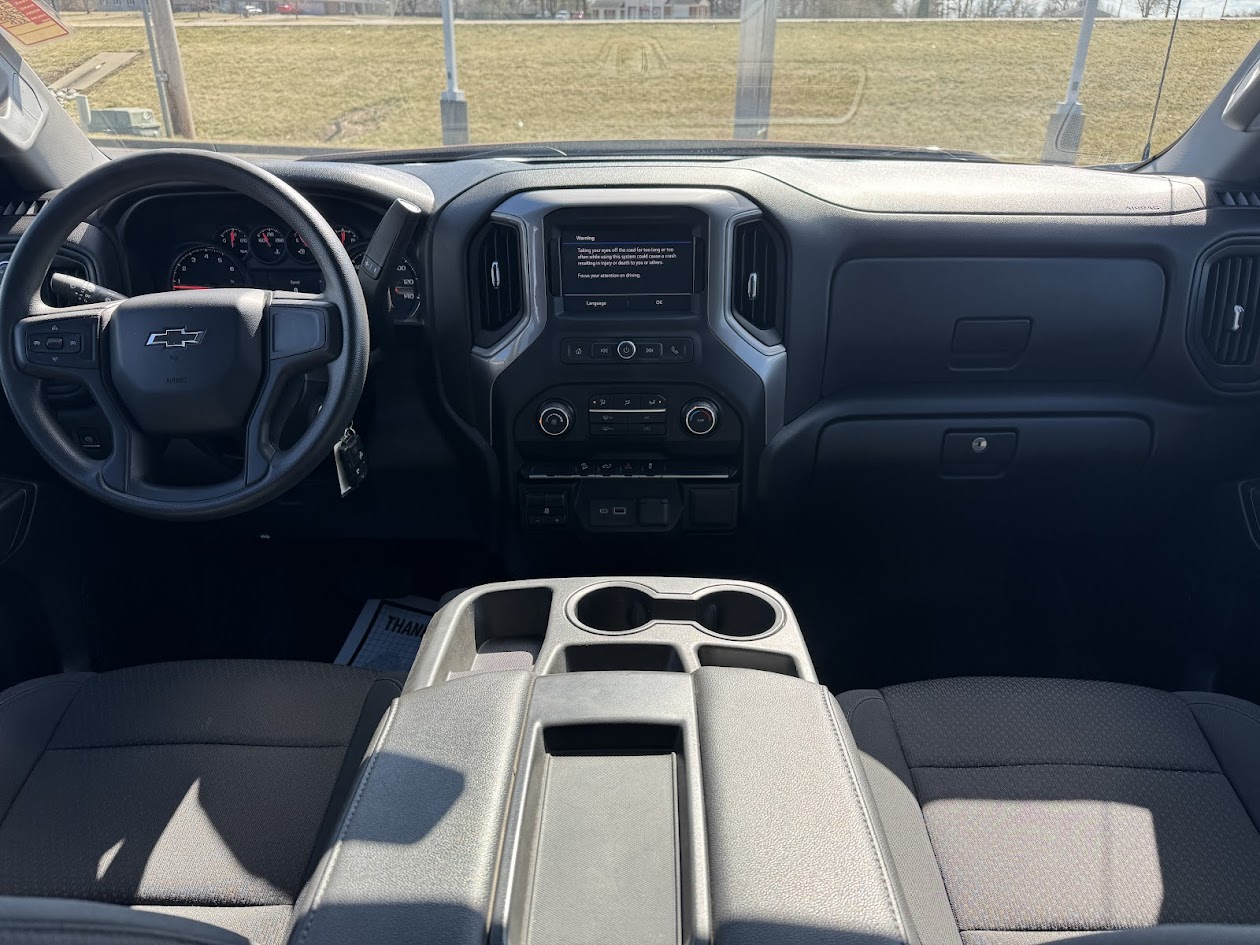 2021 Chevrolet Silverado 1500 Vehicle Photo in BOONVILLE, IN 47601-9633