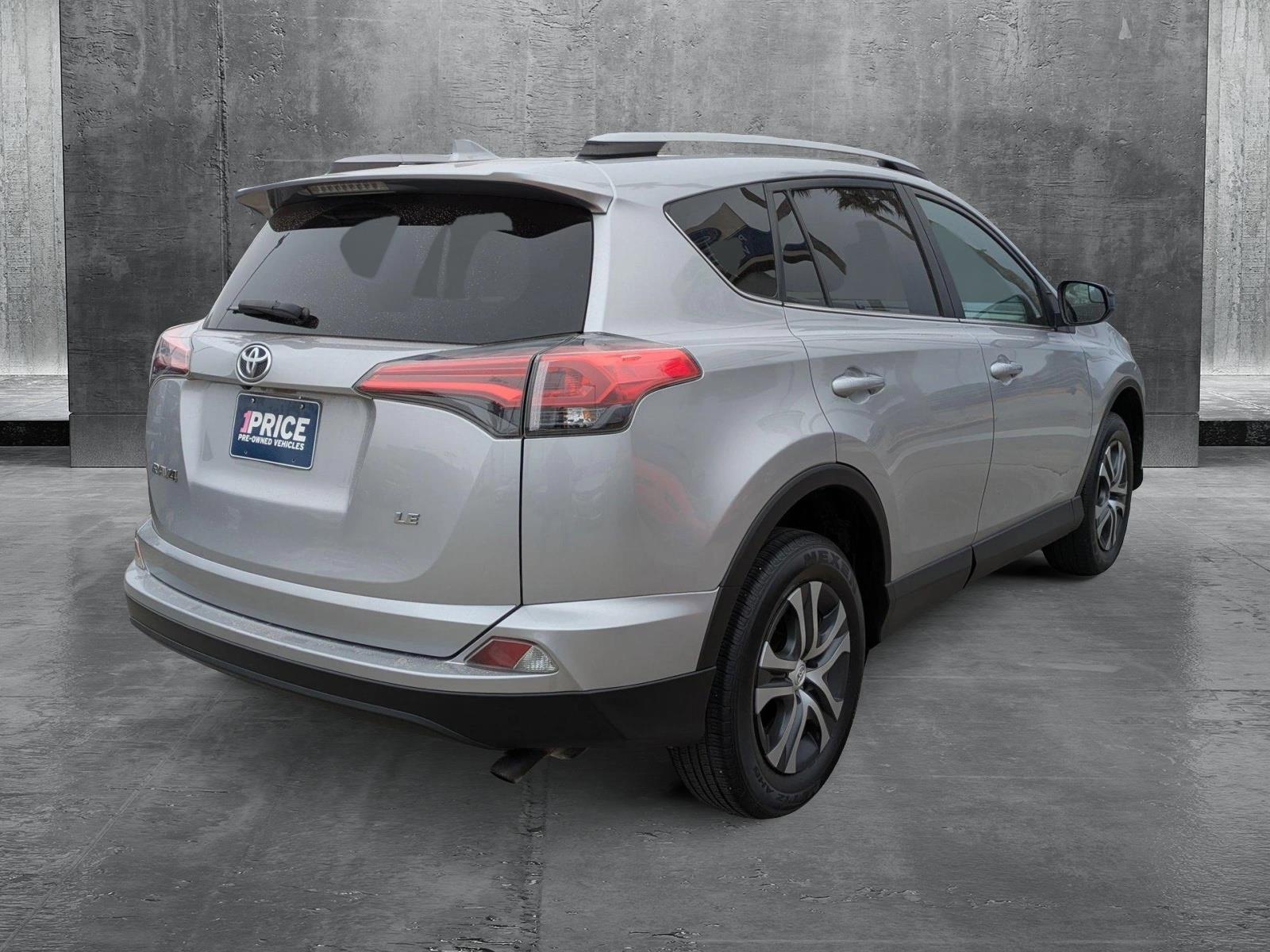 2018 Toyota RAV4 Vehicle Photo in Corpus Christi, TX 78415