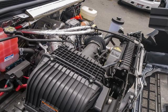 2023 Chevrolet Silverado Chassis Cab Vehicle Photo in VENTURA, CA 93003-8585