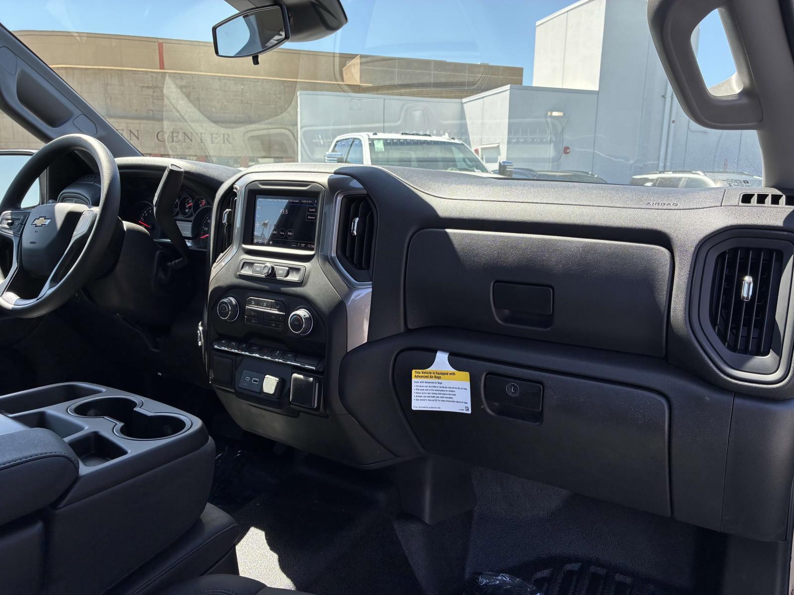 2025 Chevrolet Silverado 1500 Vehicle Photo in LOS ANGELES, CA 90007-3794