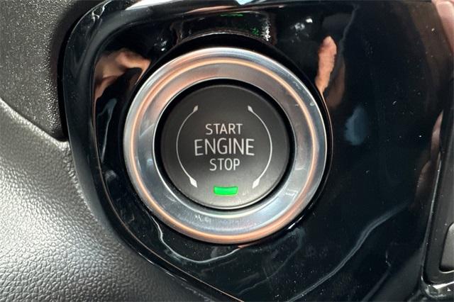2025 GMC Sierra 1500 Vehicle Photo in ELK GROVE, CA 95757-8703