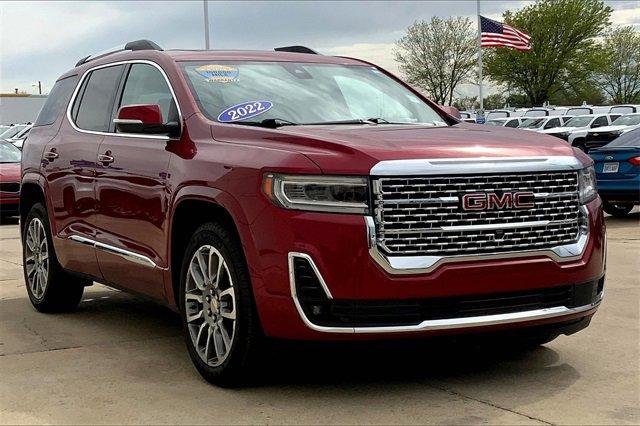 2022 GMC Acadia Vehicle Photo in TOPEKA, KS 66609-0000