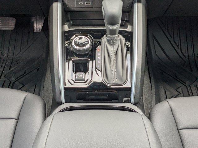 2025 Chevrolet Colorado Vehicle Photo in BRUNSWICK, GA 31525-1881