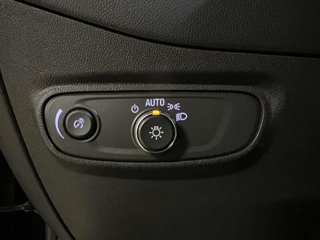2022 Chevrolet Equinox Vehicle Photo in Roslyn, NY 11576