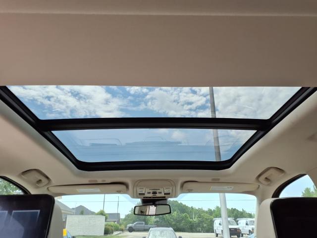 2023 GMC Yukon XL Vehicle Photo in ROXBORO, NC 27573-6143
