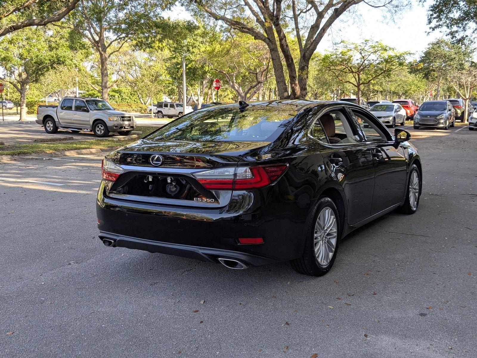 2017 Lexus ES 350 Vehicle Photo in West Palm Beach, FL 33417