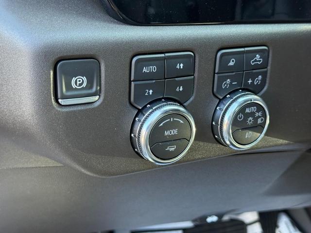 2025 GMC Sierra 1500 Vehicle Photo in COLUMBIA, MO 65203-3903
