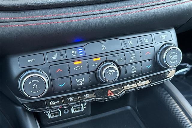 2023 Dodge Durango Vehicle Photo in ELK GROVE, CA 95757-8703