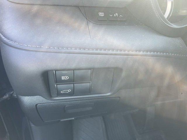 2020 Toyota Highlander Vehicle Photo in Philadelphia, PA 19116