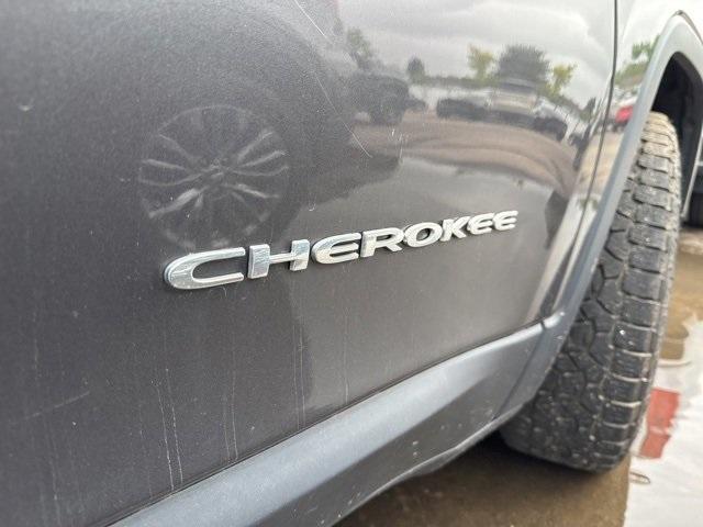 2017 Jeep Cherokee Vehicle Photo in ENGLEWOOD, CO 80113-6708