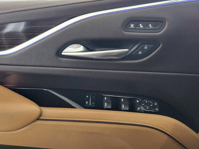 2022 Cadillac Escalade Vehicle Photo in Grapevine, TX 76051