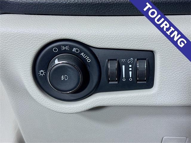 2021 Chrysler Pacifica Vehicle Photo in Puyallup, WA 98371