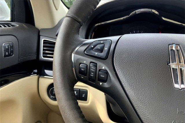 2019 Lincoln MKT Vehicle Photo in TOPEKA, KS 66609-0000