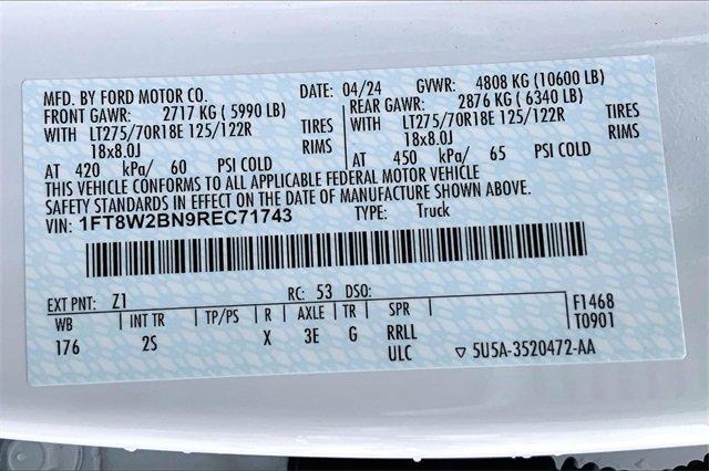 2024 Ford Super Duty F-250 SRW Vehicle Photo in KANSAS CITY, MO 64114-4502