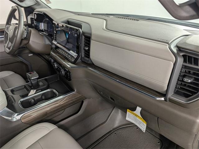 2024 Chevrolet Silverado 1500 Vehicle Photo in ENGLEWOOD, CO 80113-6708