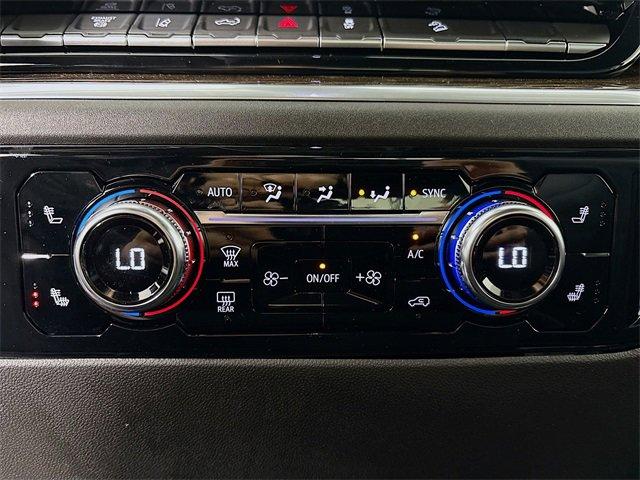 2025 GMC Sierra 3500 HD Vehicle Photo in PUYALLUP, WA 98371-4149