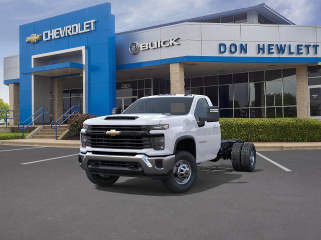 2025 Chevrolet Silverado 3500 HD Chassis Cab Vehicle Photo in GEORGETOWN, TX 78626-7508
