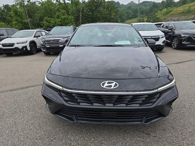 2024 Hyundai ELANTRA Vehicle Photo in Pleasant Hills, PA 15236