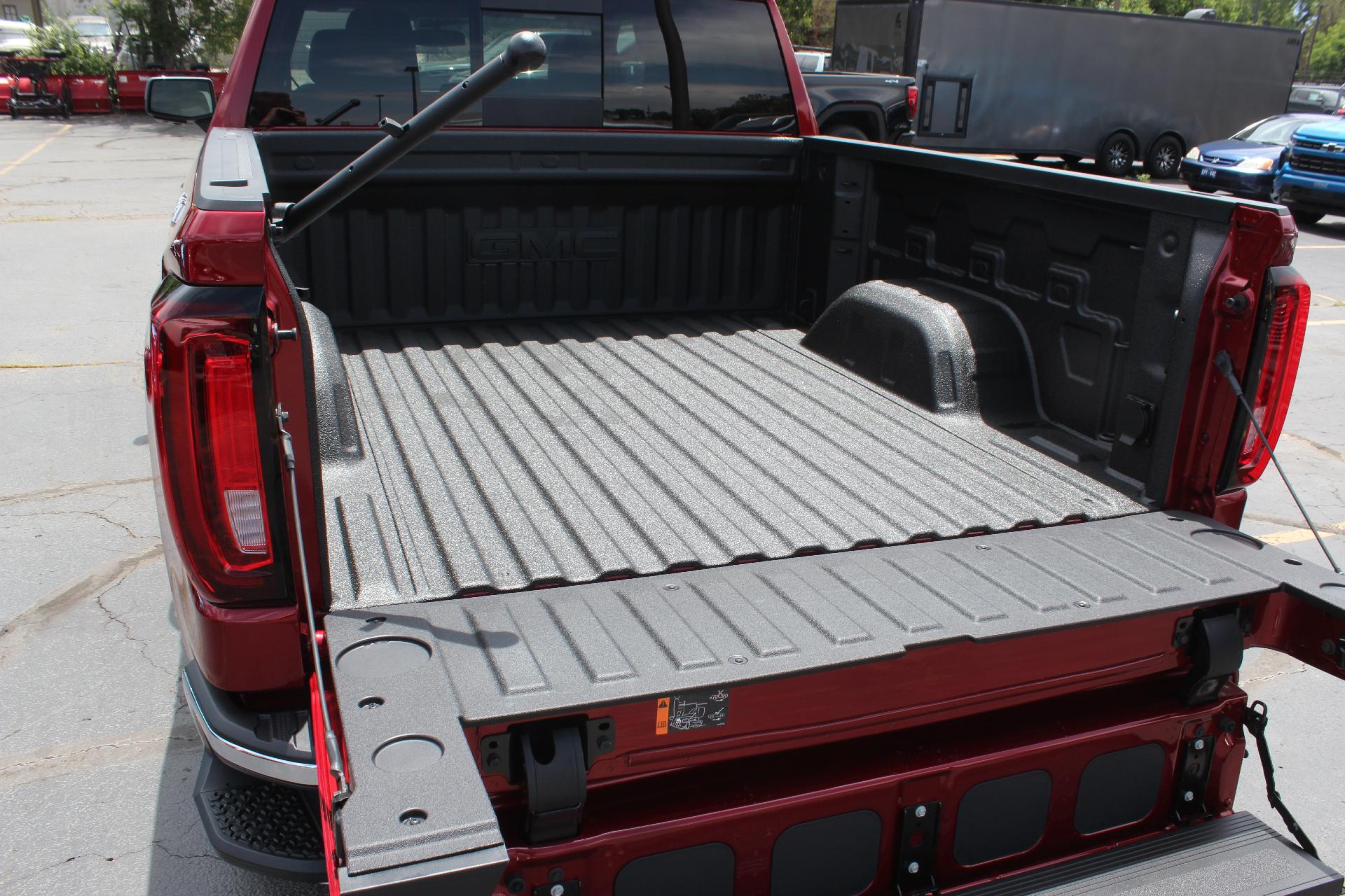 2025 GMC Sierra 1500 Vehicle Photo in AURORA, CO 80012-4011
