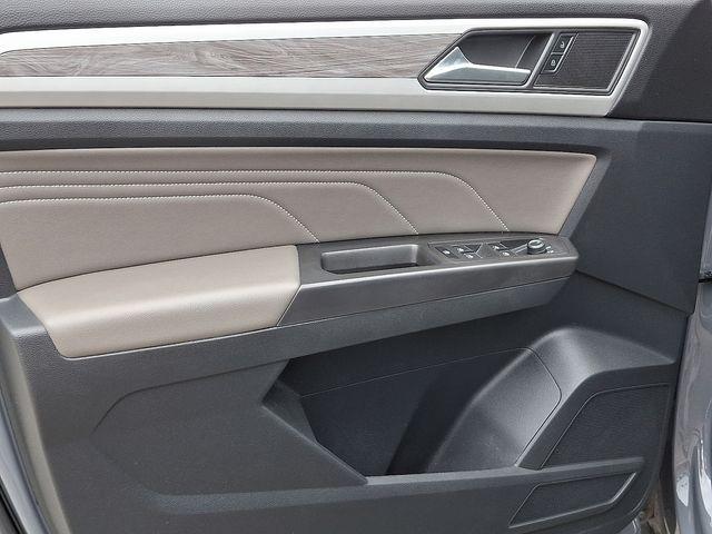 2022 Volkswagen Atlas Cross Sport Vehicle Photo in DANBURY, CT 06810-5034
