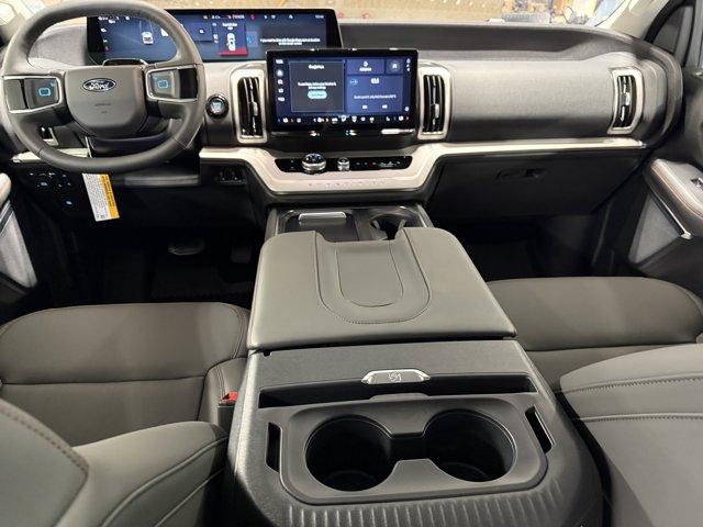 2025 Ford Expedition Vehicle Photo in Ogallala, NE 69153