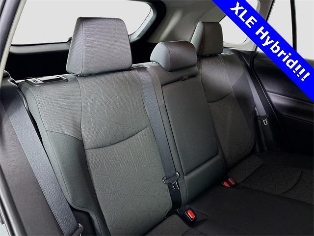 2021 Toyota RAV4 Vehicle Photo in Puyallup, WA 98371