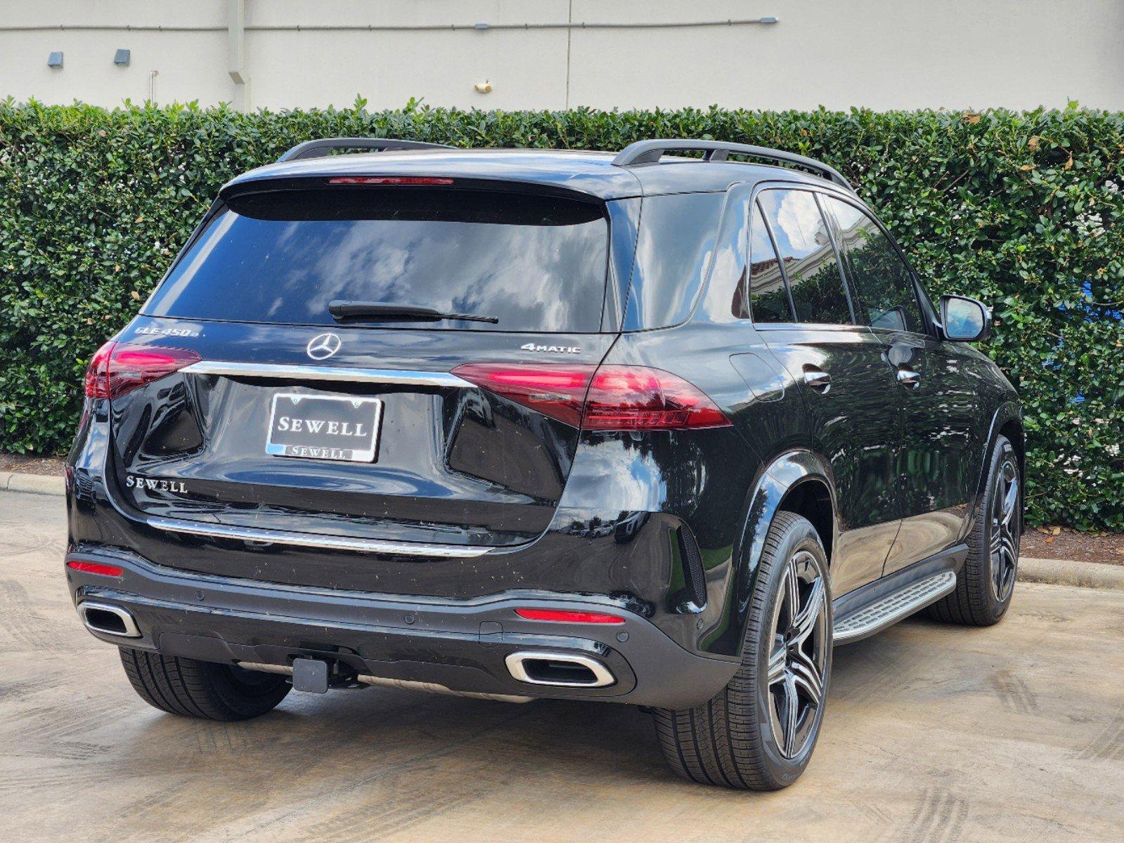 2025 Mercedes-Benz GLE Vehicle Photo in HOUSTON, TX 77079