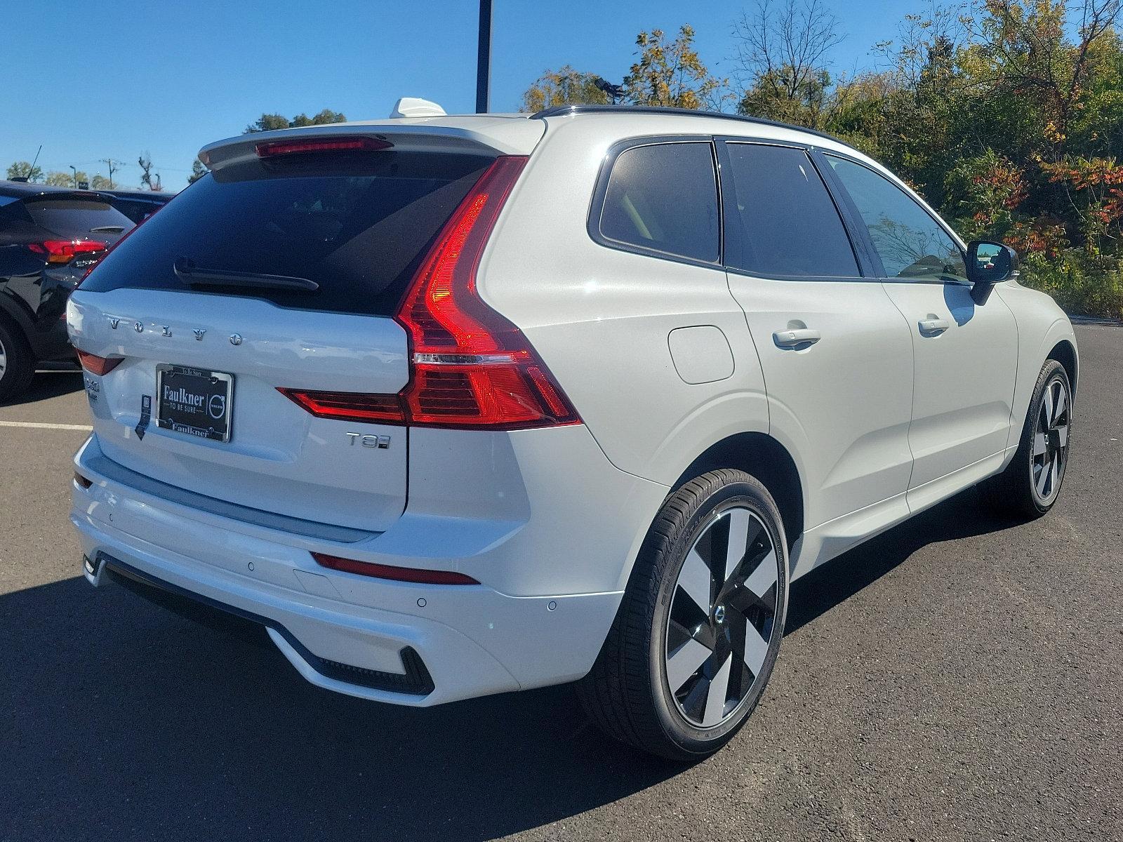 2025 Volvo XC60 Plug-In Hybrid Vehicle Photo in Trevose, PA 19053