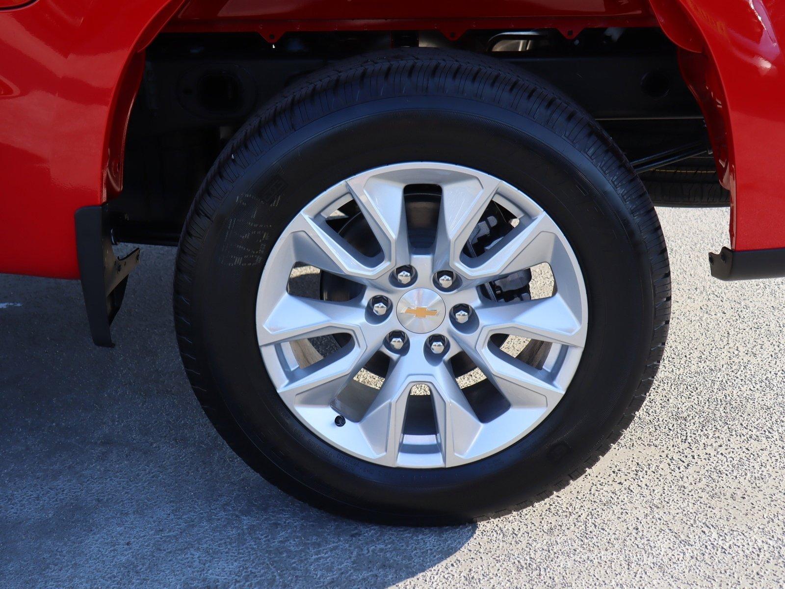 2025 Chevrolet Silverado 1500 Vehicle Photo in LOS ANGELES, CA 90007-3794