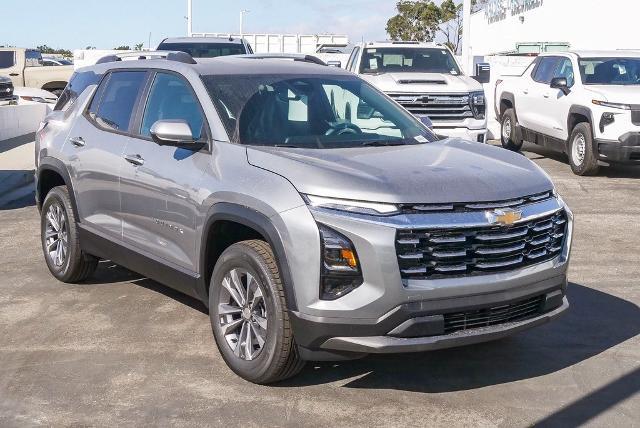 2025 Chevrolet Equinox Vehicle Photo in VENTURA, CA 93003-8585