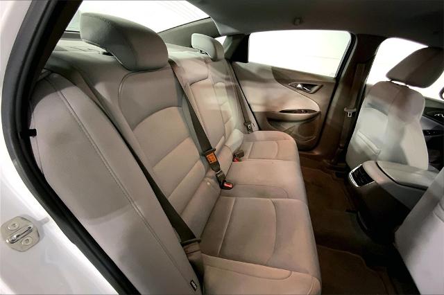2022 Chevrolet Malibu Vehicle Photo in Lees Summit, MO 64086