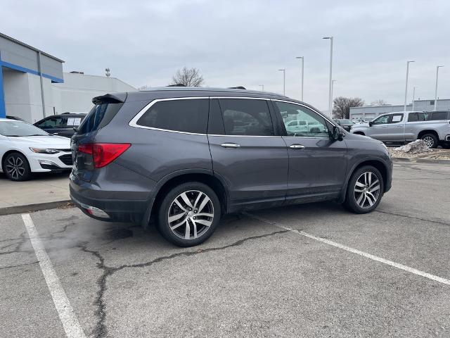 Used 2017 Honda Pilot Touring with VIN 5FNYF5H93HB022122 for sale in Kansas City