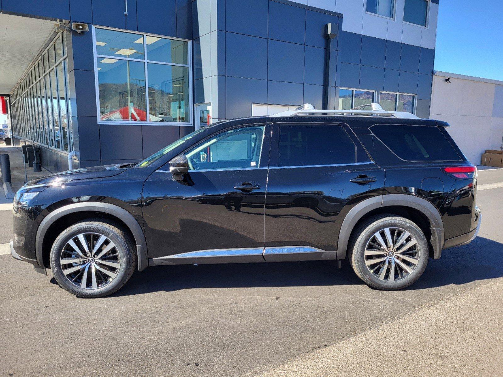2025 Nissan Pathfinder Vehicle Photo in Albuquerque, NM 87110