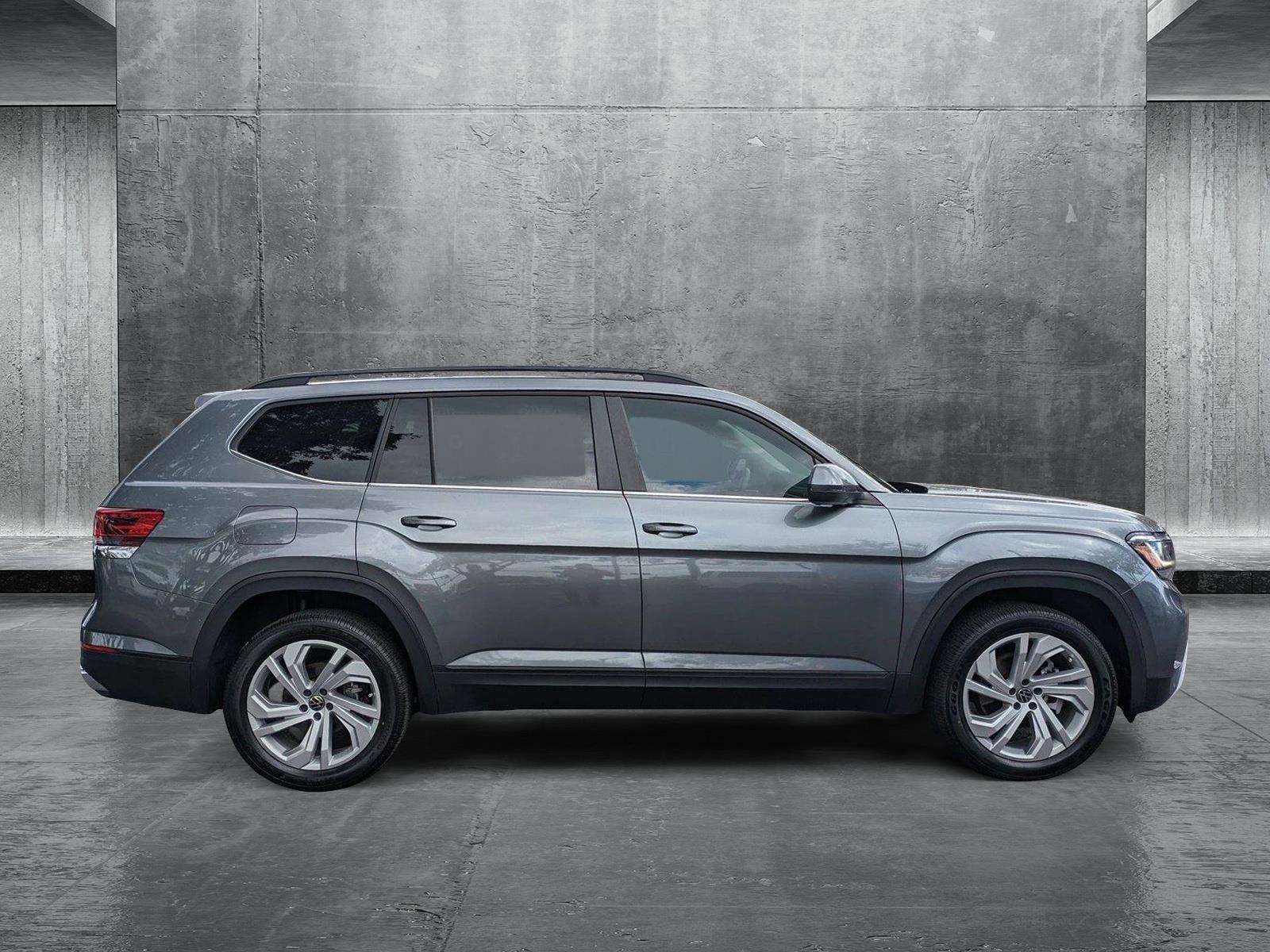 2022 Volkswagen Atlas Vehicle Photo in GREENACRES, FL 33463-3207