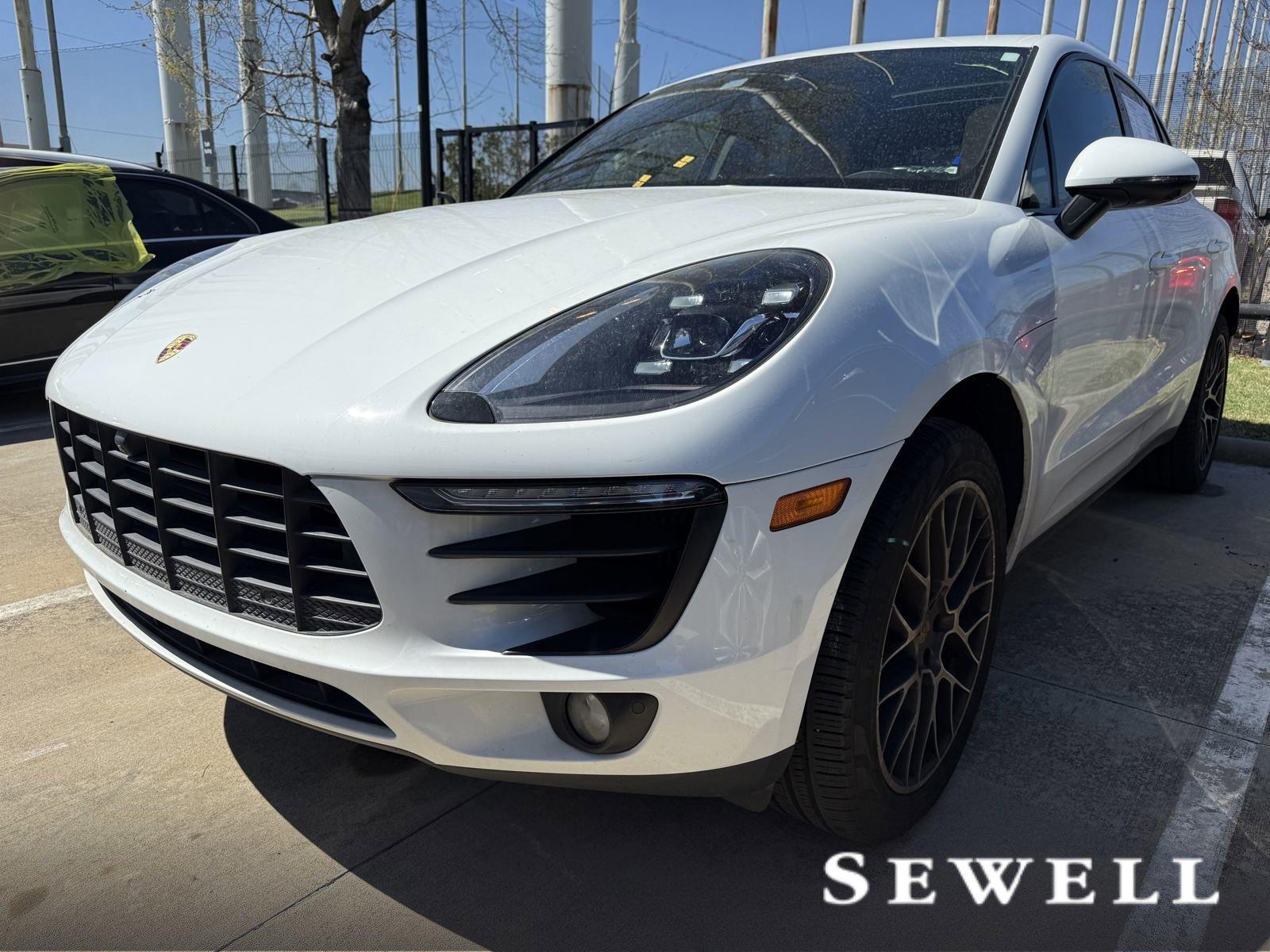 2018 Porsche Macan Vehicle Photo in HOUSTON, TX 77079