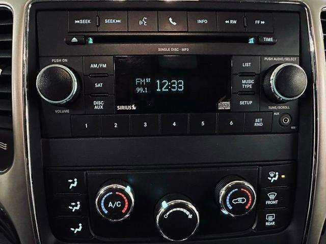 2011 Jeep Grand Cherokee Vehicle Photo in MEDINA, OH 44256-9631