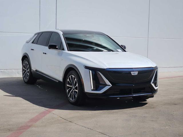 2025 Cadillac LYRIQ Vehicle Photo in Grapevine, TX 76051
