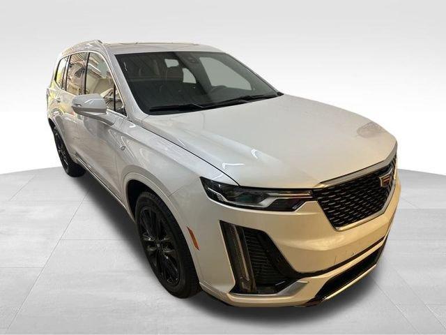 2022 Cadillac XT6 Vehicle Photo in MEDINA, OH 44256-9631