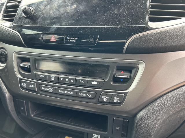 2022 Honda Pilot Vehicle Photo in Grapevine, TX 76051