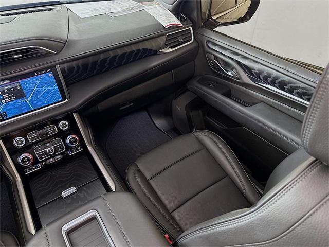 2022 GMC Yukon Vehicle Photo in Everett, WA 98204