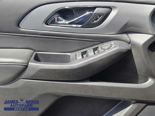 2021 Chevrolet Traverse Vehicle Photo in DENTON, TX 76210-9321