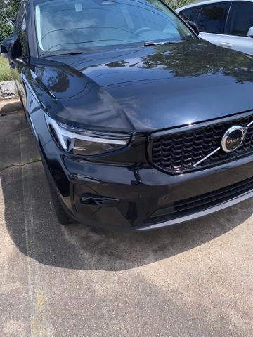 2025 Volvo XC40 Vehicle Photo in Houston, TX 77007