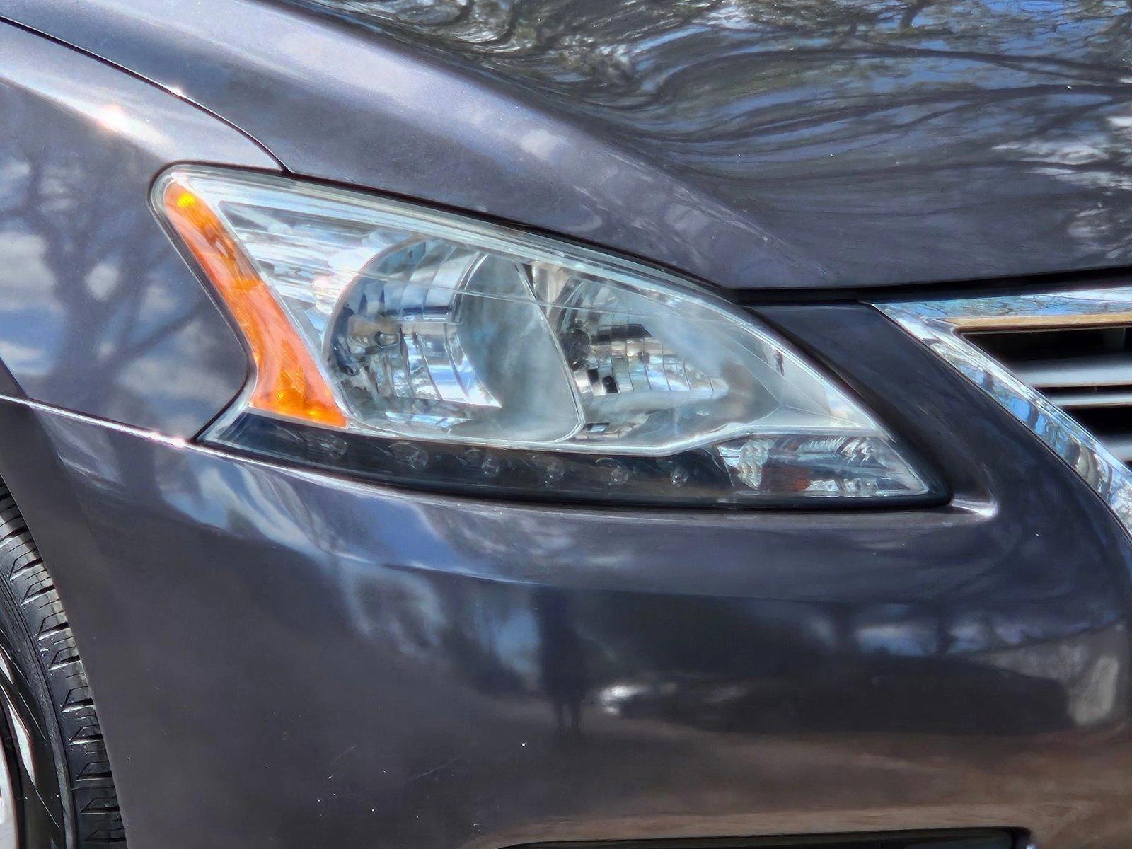 2015 Nissan Sentra Vehicle Photo in GREENACRES, FL 33463-3207