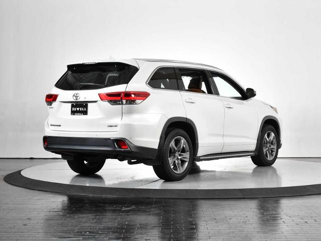 2018 Toyota Highlander Vehicle Photo in DALLAS, TX 75235