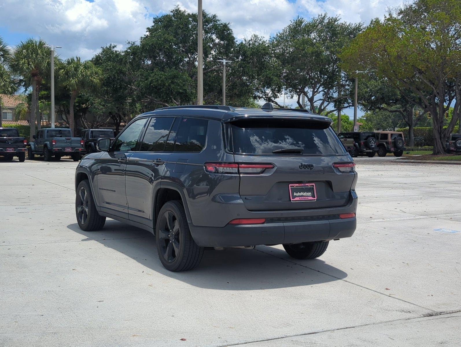 2022 Jeep Grand Cherokee L Vehicle Photo in Pembroke Pines, FL 33027