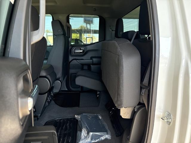 2025 Chevrolet Silverado 1500 Vehicle Photo in MANHATTAN, KS 66502-5036