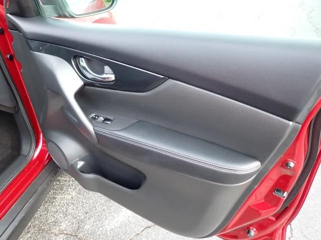 2018 Nissan Rogue Vehicle Photo in ZELIENOPLE, PA 16063-2910